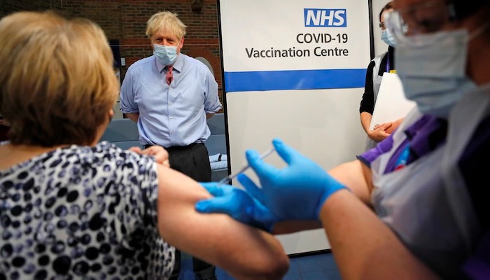 UK vaccinating 200,000 a day against coronavirus 