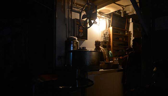 'Most parts of Karachi energised,' says KE spokesperson on electricity blackout
