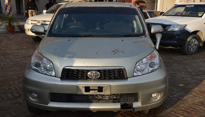 KP police impounds 1,600 non-custom paid vehicles from cops, private citizens