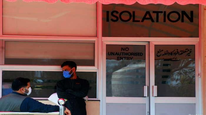 Pakistan crosses 11,000 COVID-19 deaths as two vaccines get approved for emergency use