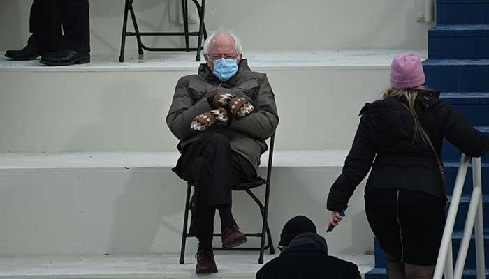 Picture of Bernie Sanders sitting alone at Joe Biden's inauguration breaks the internet - Vimarsana News