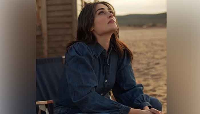 Ertugrul famed Esra Bilgic gives fans major style envy in denim ensembles - Vimarsana News