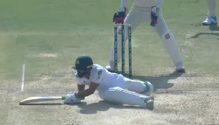 PAK vs SA: Fawad Alam's quirky sweep shot goes viral on social media