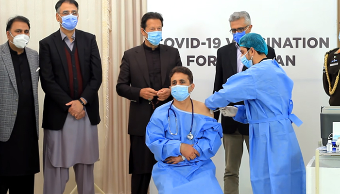 PM Imran Khan kicks off coronavirus vaccination drive in Pakistan