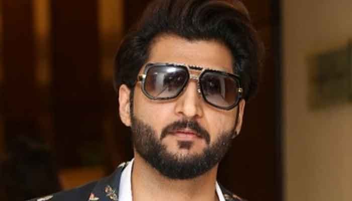 Video of singer Bilal Saeed fighting with brother goes viral