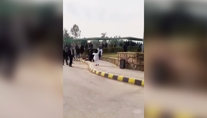 Police register FIR against lawyers who stormed Islamabad High Court