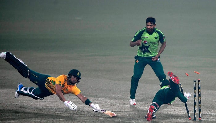 Pakistan beat South Africa by three runs in 1st T20I