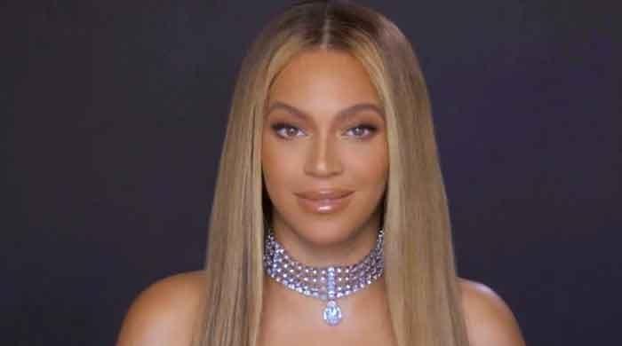 Beyonce sizzles in her new photoshoot