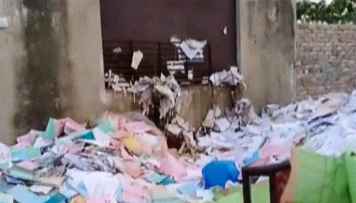 Quaid-e-Azam University throws students' admission forms, certificates in trash