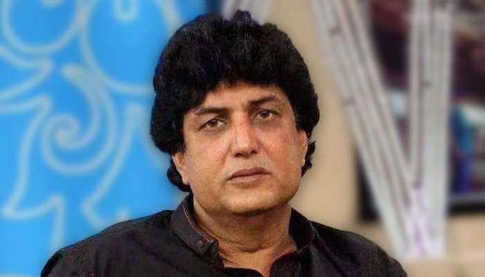 Khalil-ur-Rehman Qamar lashes out at a female journalist yet again