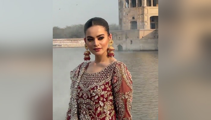 Minal Khan drops jaws with dreamy, bridal photoshoot