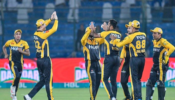 Peshawar Zalmi beat Islamabad United by six wickets