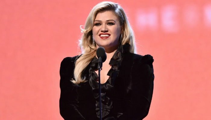 Kelly Clarkson belts Jill Biden’s ‘favorite’ song at White House special