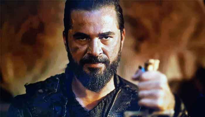 Ertugrul star Engin Altan reaches 4 million followers on Instagram 