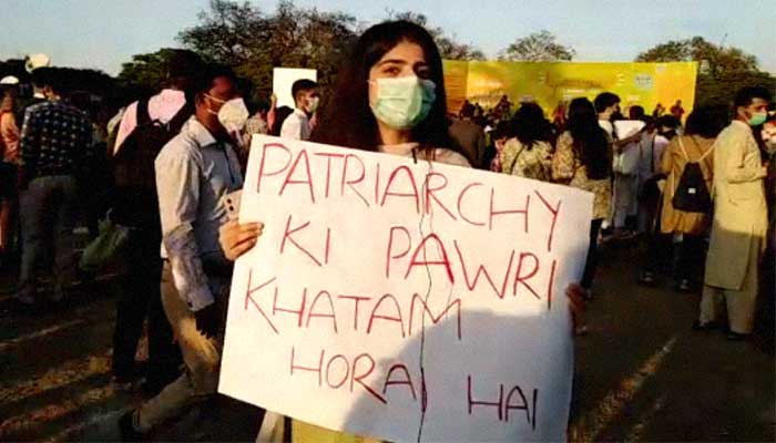 'Pawri' poster at Aurat March a smart jibe at Pakistan's attitude towards women