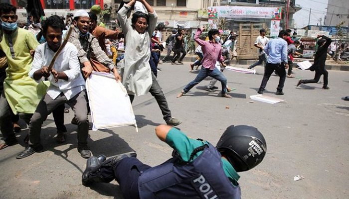 Thousands protest in Bangladesh after deadly clashes lead to five deaths