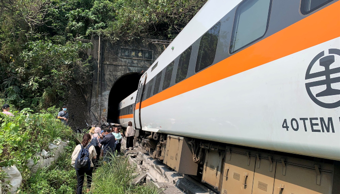 Taiwan train crash kills 49, leaves several injured