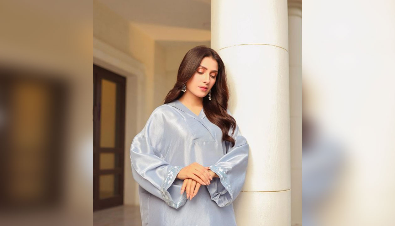 Ayeza Khan leaves fans floored with her new snaps