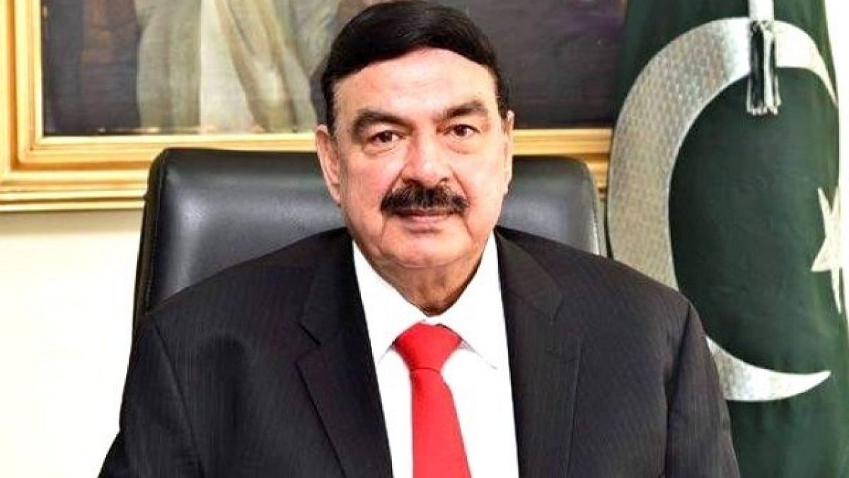 PM Imran Khan will benefit from differences between PPP, PML-N: Sheikh Rasheed