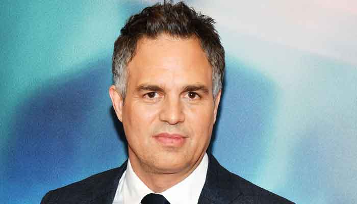 Mark Ruffalo uses his win at the Screen Actors Guild Awards to make a plea