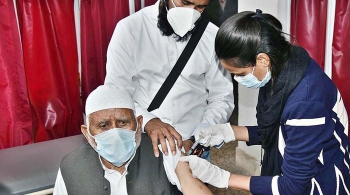 Senior citizens aged 80 or above to be vaccinated at home in Punjab, Islamabad