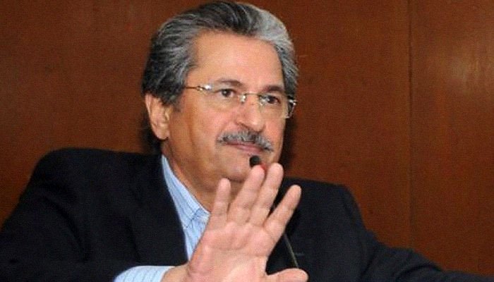 Shafqat Mehmood tells O, A level students to focus on exams; 'there will be no change in schedule'
