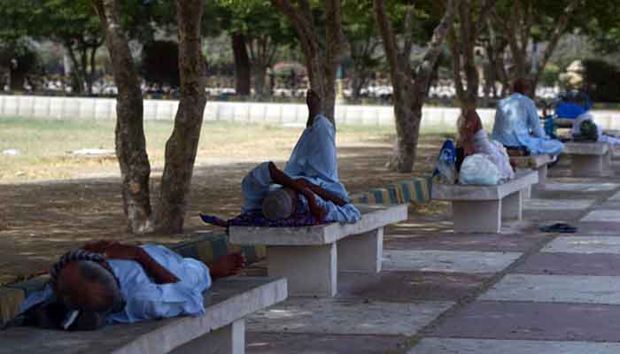 Weather update: Karachi to remain hot, dry during next 24 hours