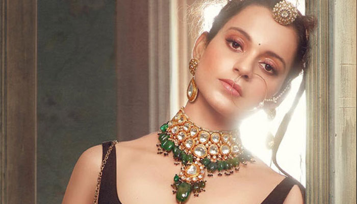 Kangana Ranaut addresses movie mafia discrimination