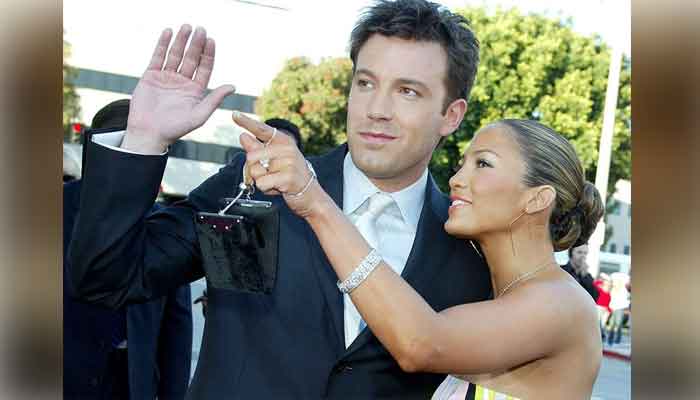 Ben Affleck seems to rekindle romance with ex-lovebird Jennifer Lopez
