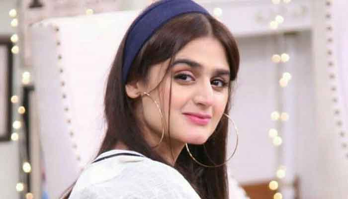 Hira Mani asserts fans to observe patience during Ramadan