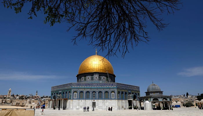 Palestinians hold prayers in Aqsa mosque in largest Ramadan gathering since pandemic