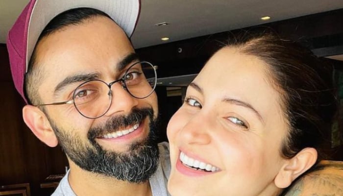 Virat, Anuskha treat fans to adorable picture on Instagram