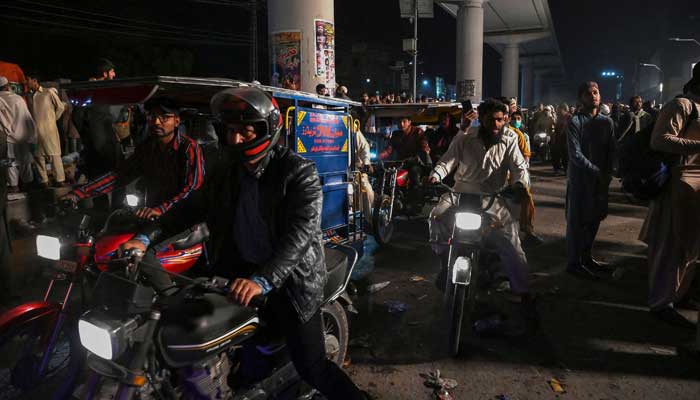 TLP ends protest outside Lahore's Masjid Rehmatulil Alameen