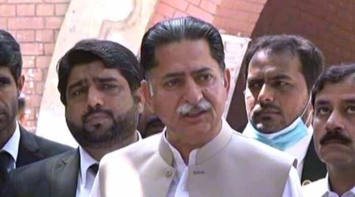 PML-N leader Javed Latif arrested from Lahore court in anti-Pakistan remarks case