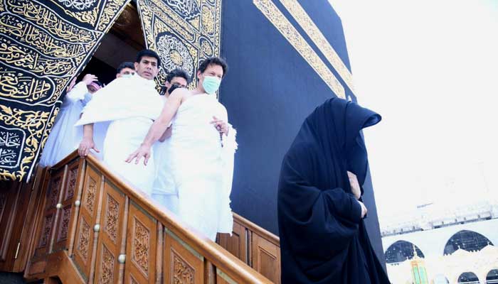 PM Imran Khan performs Umrah during visit to Makkah