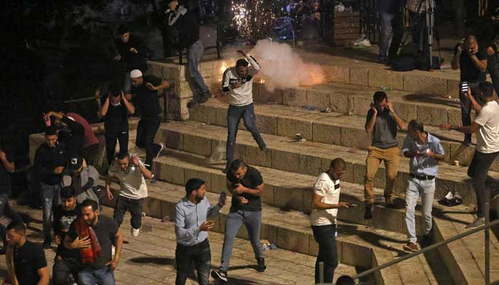 Hundreds of Palestinians wounded in Jerusalem as Israeli forces launch attack