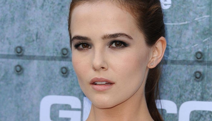 Justin Bieber's on-screen wife Zoey Deutch reveals a secret - Vimarsana News