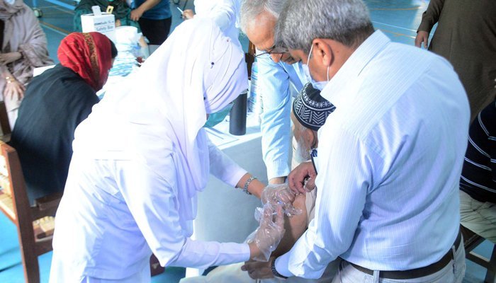Sindh has not banned Sinopharm vaccine, clarifies Murtaza Wahab