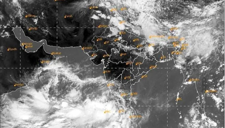 Cyclone Tauktae likely to cause thunderstorms, gusty winds in Karachi