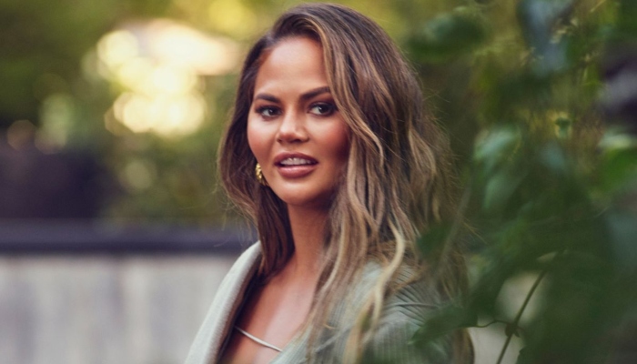 Chrissy Teigen loses out on major Bloomingdale’s deal after bullying scandal 