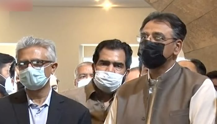 Mass vaccination centre inaugurated in Islamabad; 7,000 jabs to be administered daily
