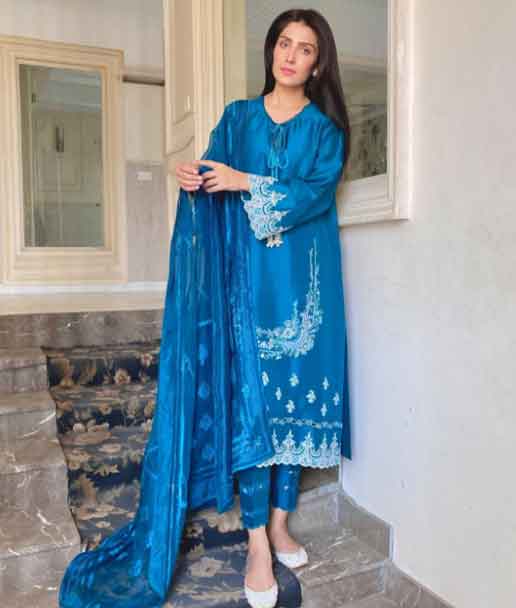 Ayeza Khan is the epitome of beauty: Photos