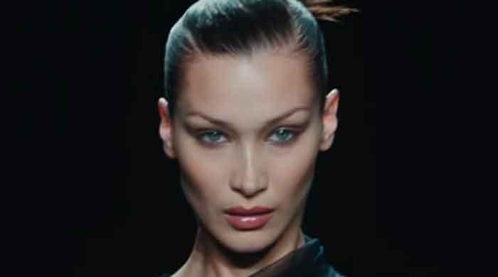 Bella Hadid says she's not condoning violence or hate against Jewish community