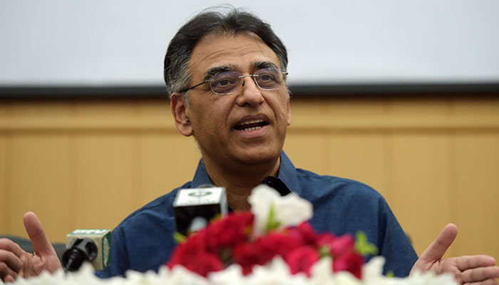 PSX breaks previous record of new daily traded volume: Asad Umar