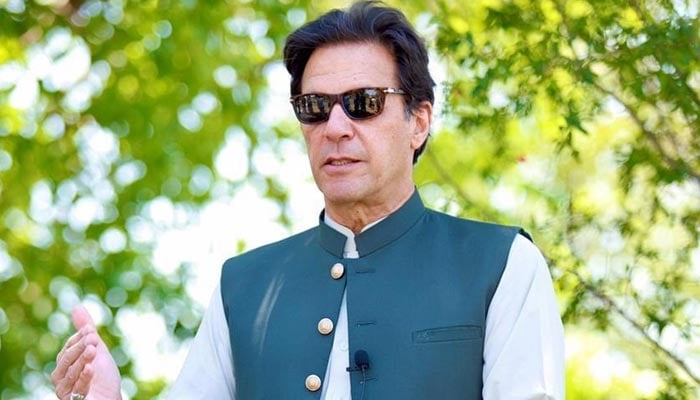 In a first, FBR crosses Rs4,000bn tax collection mark: PM Imran Khan