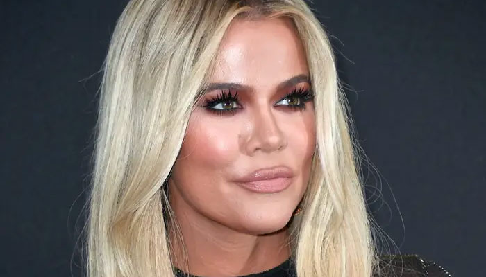 Khloé Kardashian responds to fans about her height