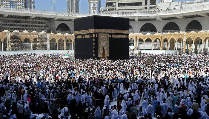 Coronavirus: Indonesia cancels Hajj pilgrimage for second year in a row