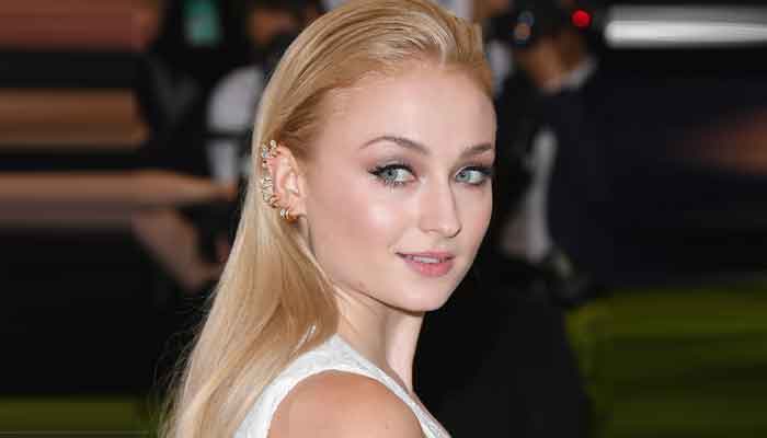 353396 5746411 updates Sophie Turner leaves fans guessing with her cryptic post, shares 'Gay Pride' sticker