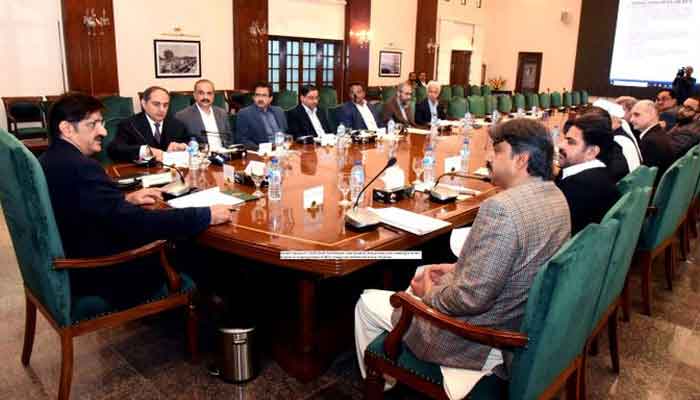 Sindh restricts early retirement, approves pension reforms