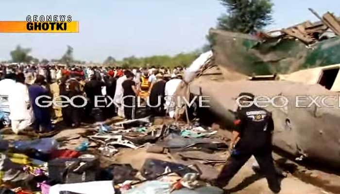 Train crash kills over 32, injures at least 64 in Sindh's Ghotki - Vimarsana News